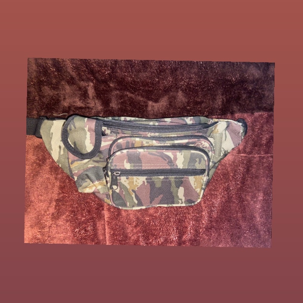 Fanny pack
